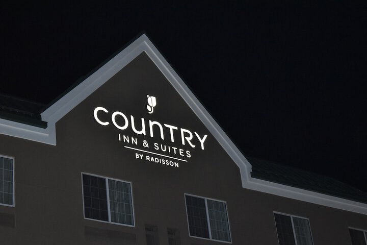 Country Inn & Suites by Radisson Hagerstown, MD