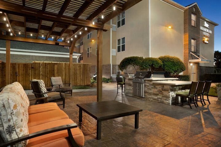 Terrace/Patio 26 of 29