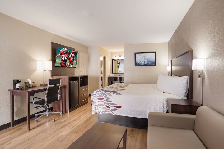 Room 21 of 37