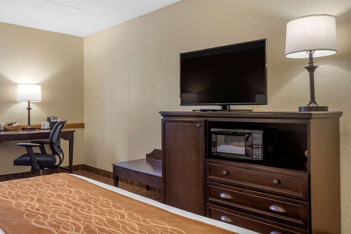 Room 37 of 49