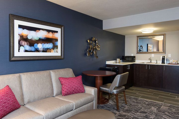 DoubleTree by Hilton Schenectady Downtown