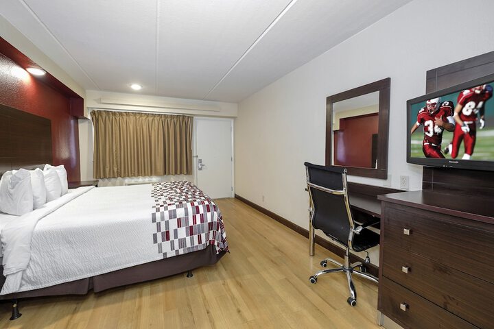Room 21 of 32