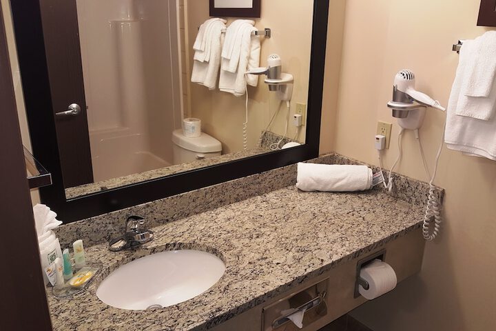 Quality Inn Airport