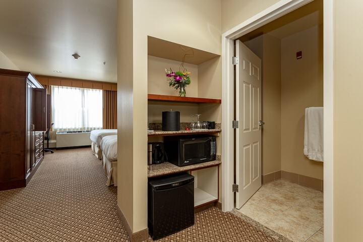 Room 38 of 83