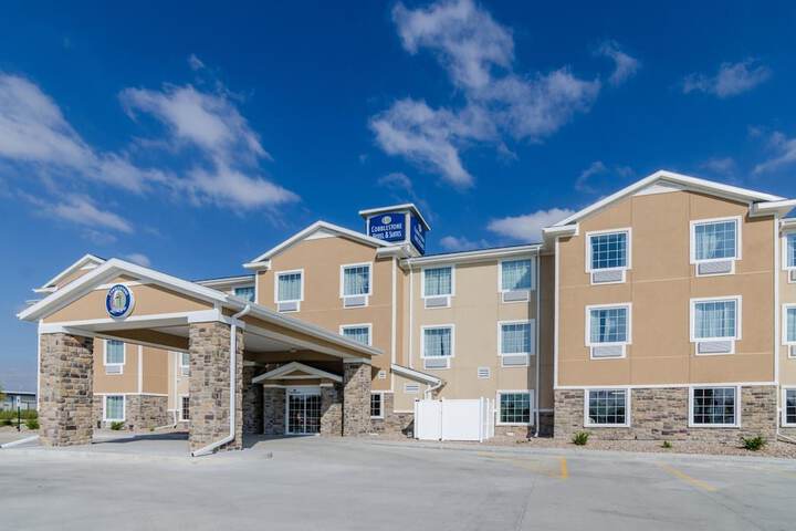 Hotel 4 of 75