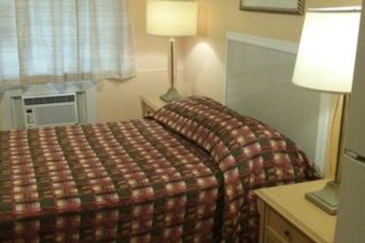 Siesta Motel