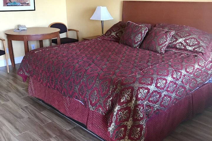 Town & Country Motel