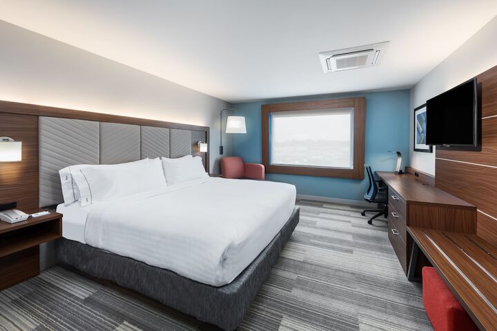 Holiday Inn Express & Suites West Plains Southwest by IHG