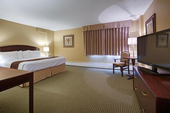 Days Inn by Wyndham Airdrie
