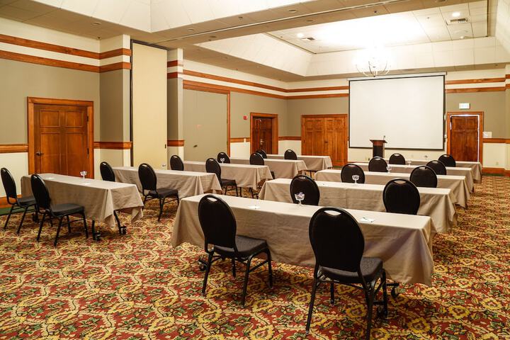 Holiday Inn West Yellowstone by IHG.
