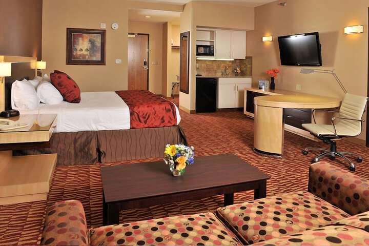 Lakeside Hotel Casino a Travelodge by Wyndham