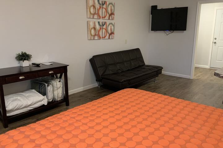 Room 156 of 259