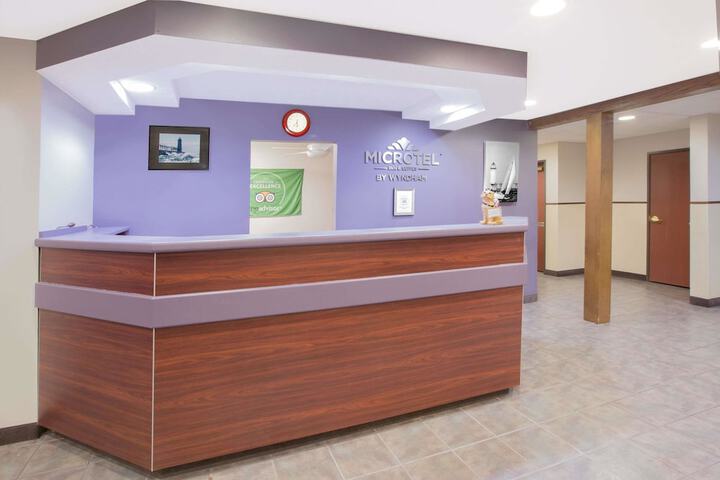 Microtel Inn & Suites by Wyndham Manistee