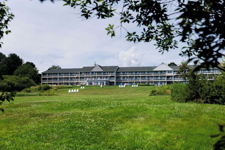 Fireside Inn & Suites - Belfast