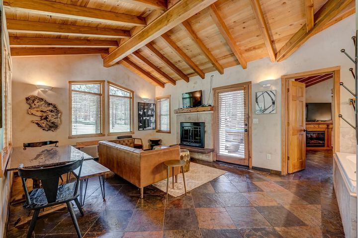 Chalet View Lodge
