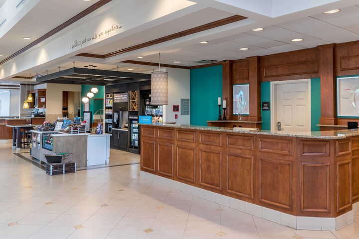 Hilton Garden Inn Naperville / Warrenville