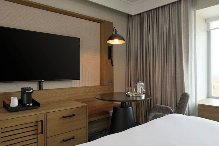 Room 25 of 56