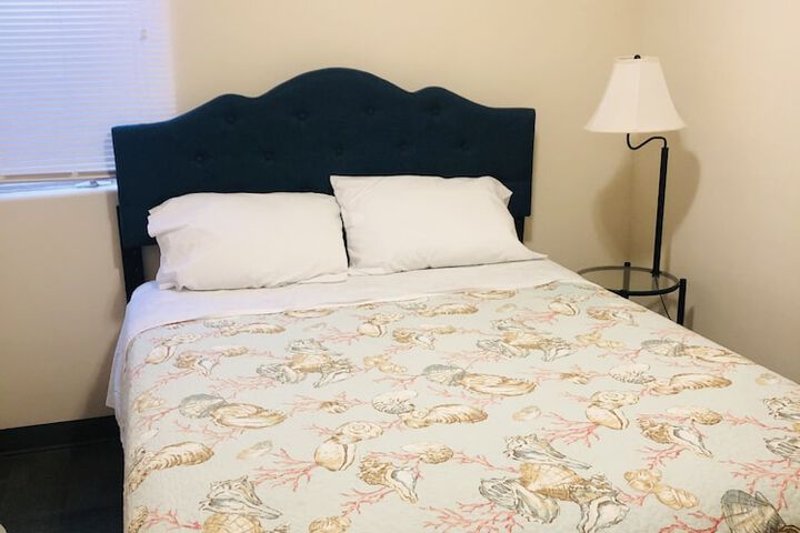 Room 9 of 31