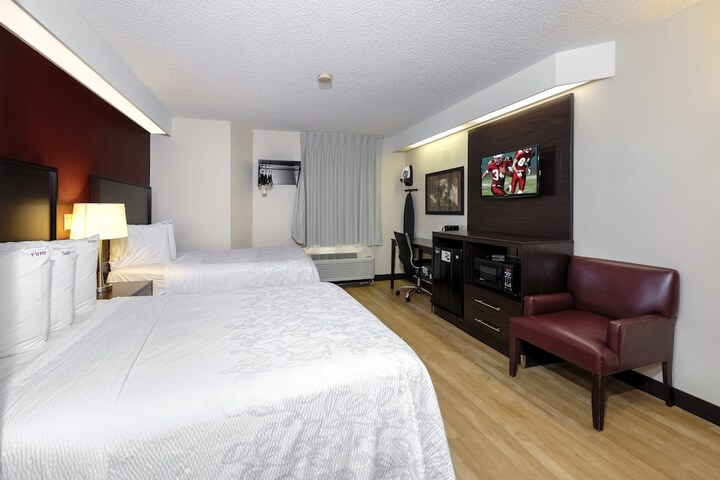 Room 28 of 49