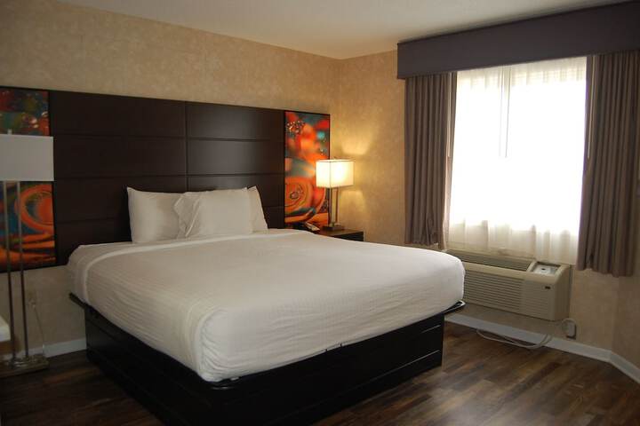 Room 73 of 150