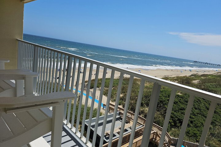 Surf Side Hotel