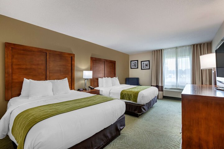 Room 32 of 38