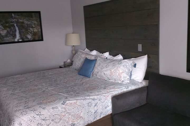 Room 21 of 43