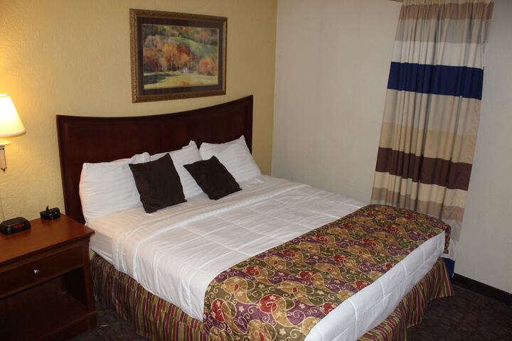 Room 14 of 41