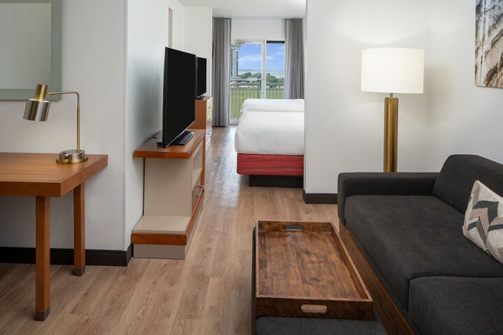 Room 20 of 49