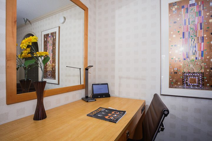 Room 30 of 55