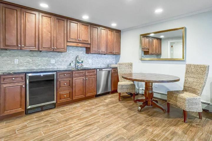 Candlewood Lake House