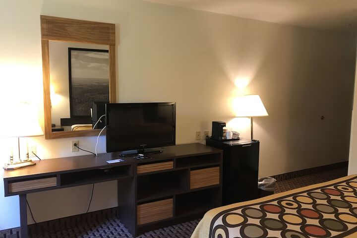 Super 8 by Wyndham Canonsburg / Pittsburgh Area