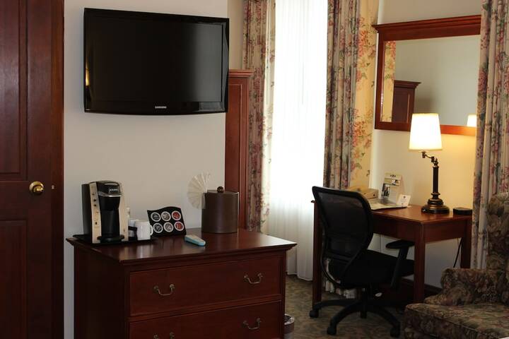 Room 36 of 39