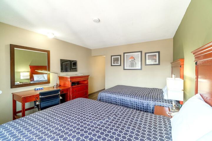 Deluxe Inn Miami OK