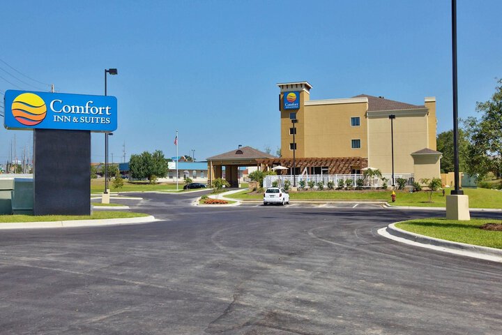 Hotel 2 of 43