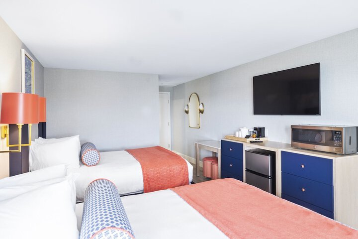 Room 60 of 137