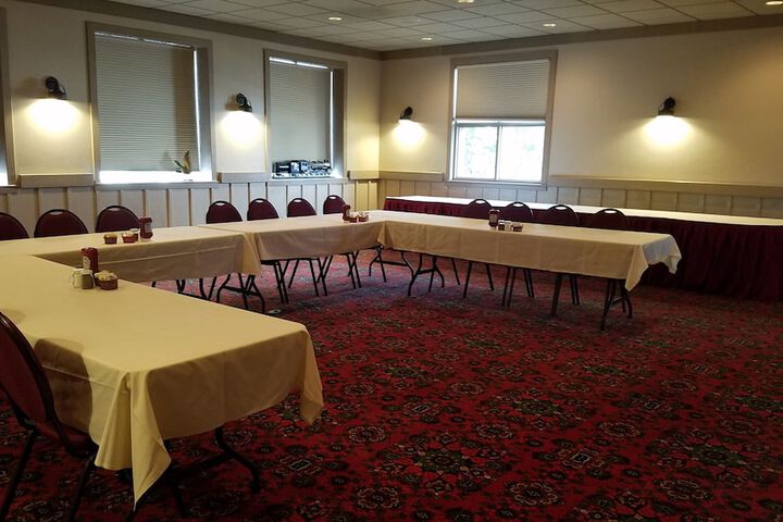 Cousins Country Inn