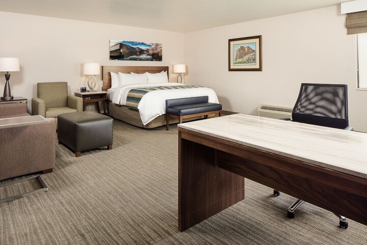 Room 18 of 39