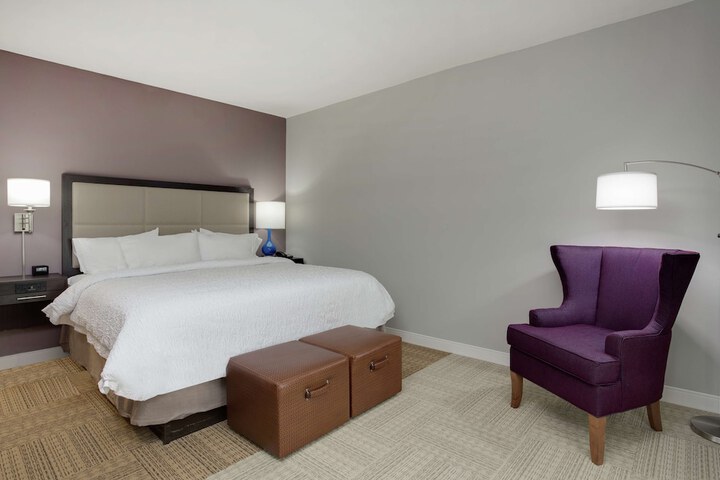 Room 13 of 40