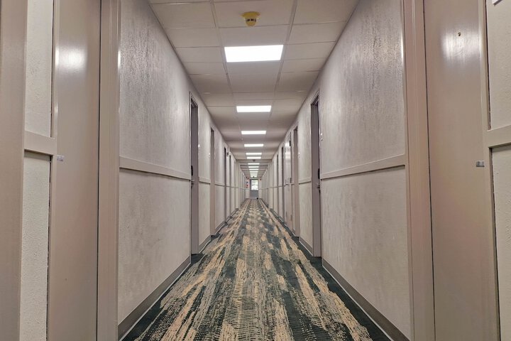 Ballroom/Hall 38 of 40