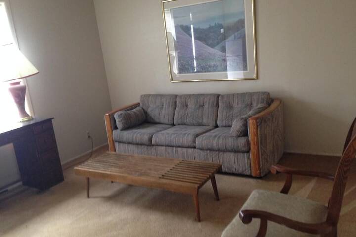 Room 32 of 34