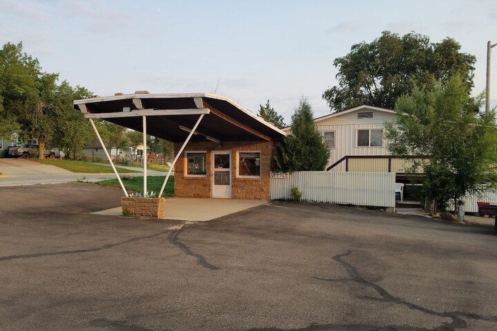 Moorcourt Motel