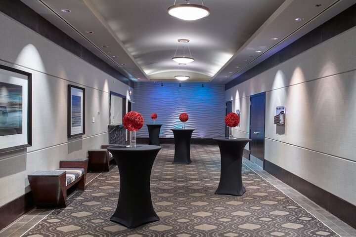 Delta Hotels by Marriott Edmonton Centre Suites
