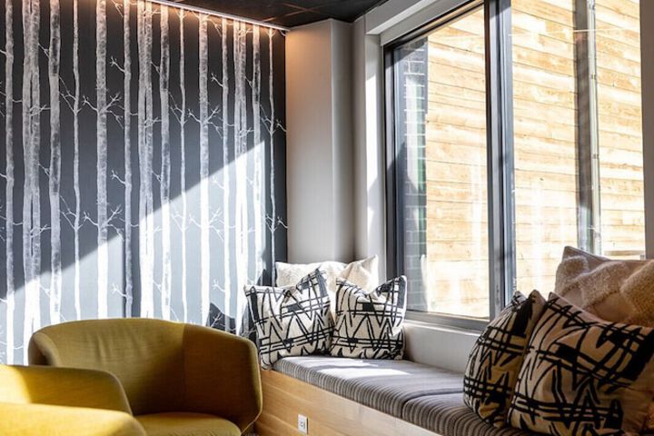 The Block Hotel & Commons