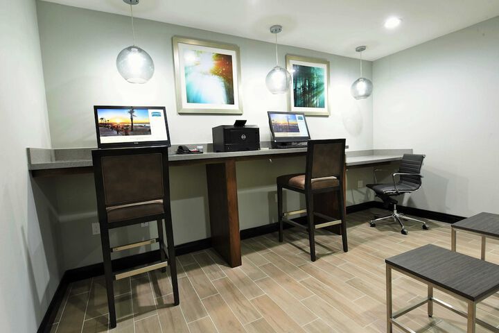 Staybridge Suites Lake Charles by IHG