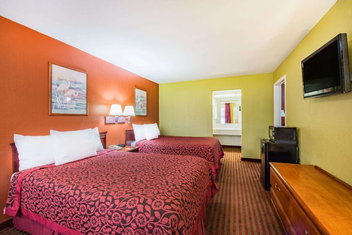Room 16 of 17