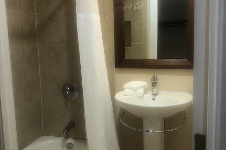 Room 41 of 63