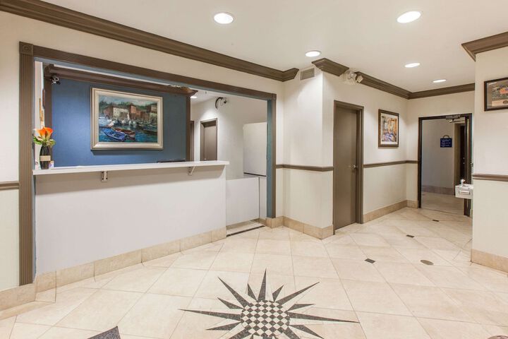 Hotel Interior 59 of 117