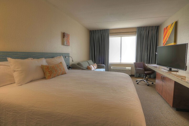 Room 37 of 85