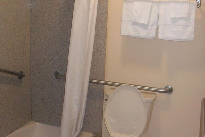 Room 14 of 19